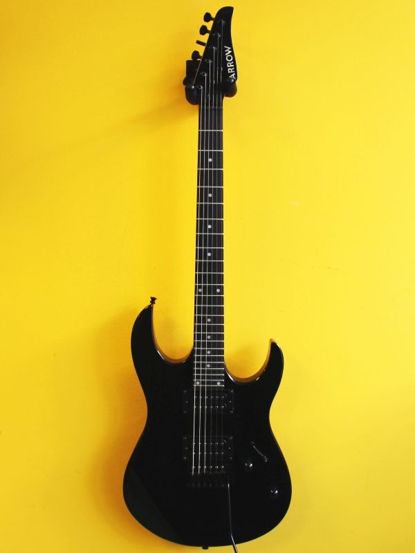 Arrow Antimyth AM22 Super Strat Abyss Black